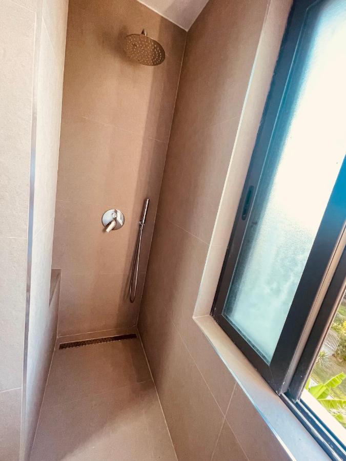 Cheerful 2-Bedroom Apartment In Golem Golem  Ngoại thất bức ảnh