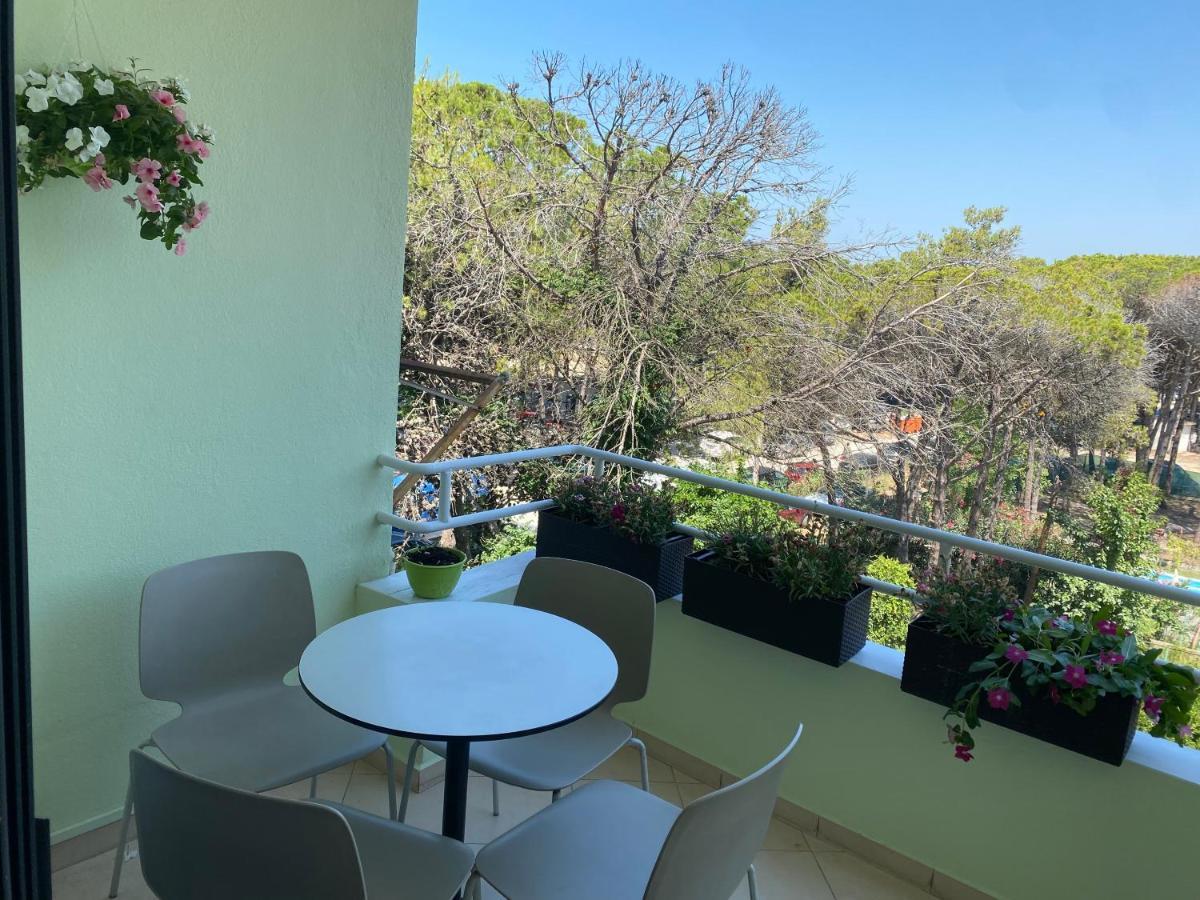 Cheerful 2-Bedroom Apartment In Golem Golem  Ngoại thất bức ảnh