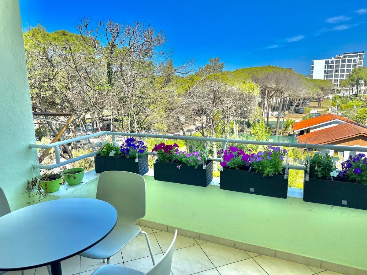 Cheerful 2-Bedroom Apartment In Golem Golem  Ngoại thất bức ảnh